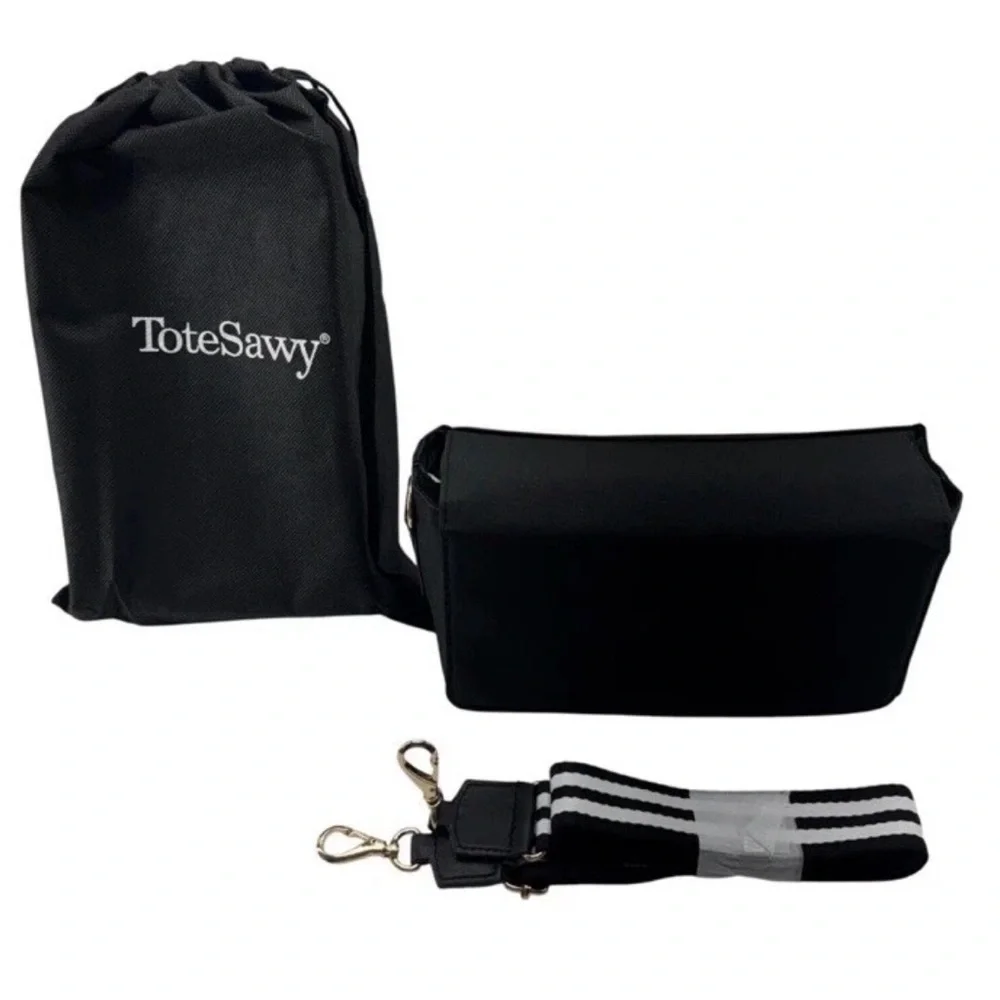ToteSavvy Mini Crossbody Diaper Bag Changing Mat, Wipes Pocket Black NEW w Pouch